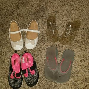 💟Little girls size 11 bundle of 4 shoes